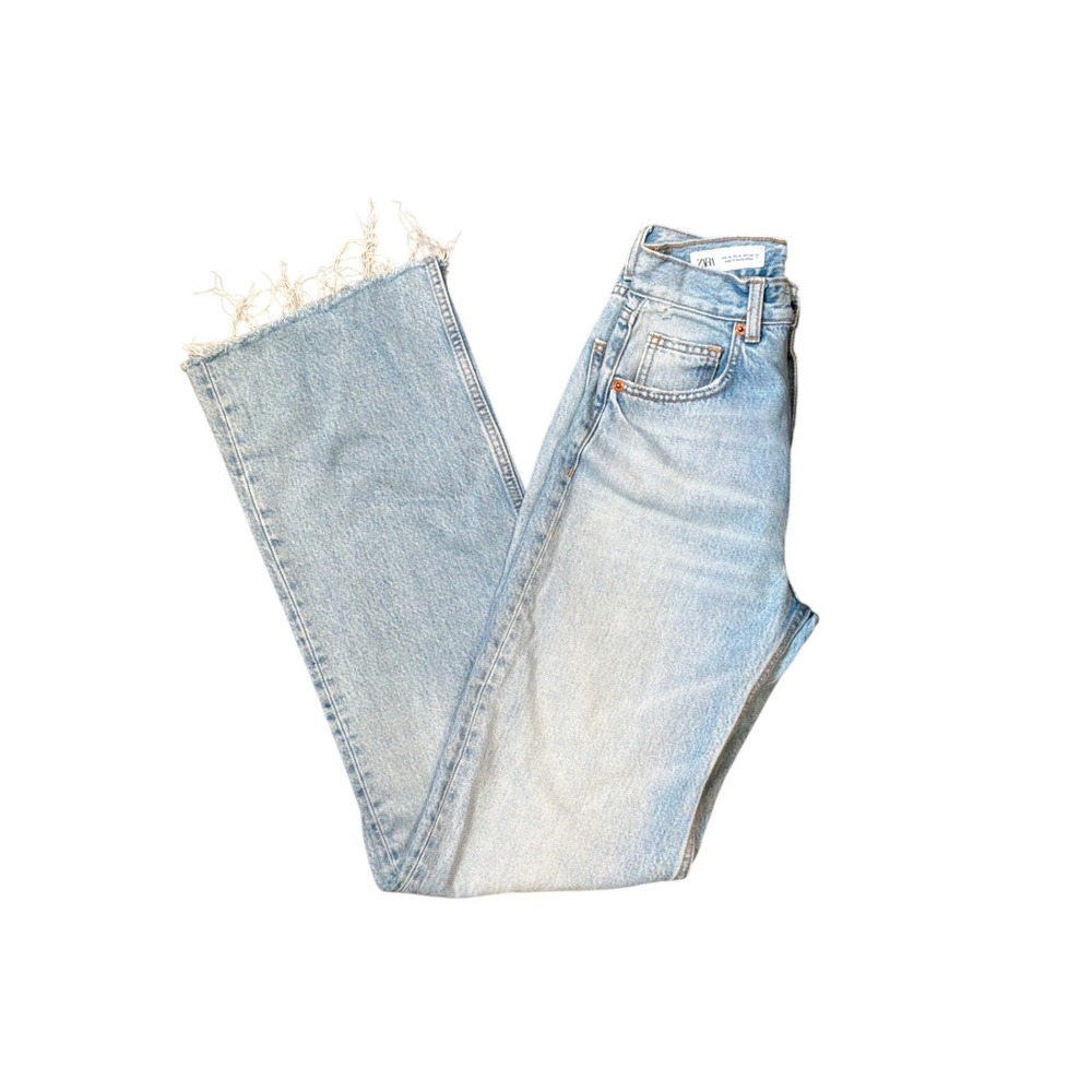 Zara Women Light Wash High Waisted Wide Leg Raw Hem Denim Jeans Size 0 EUR 32